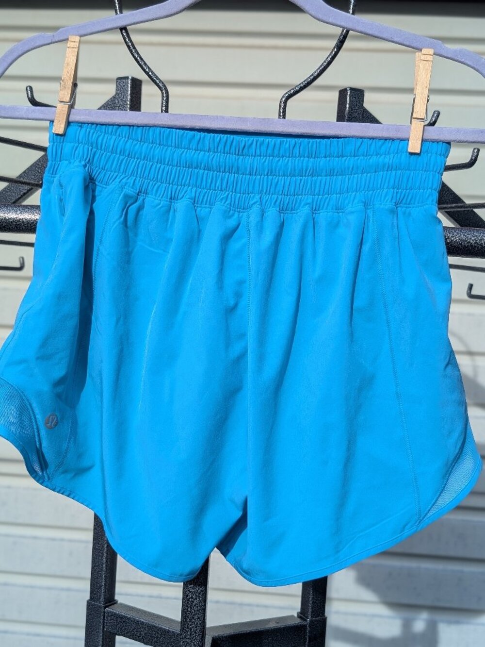 Lululemon Hotty Hot Shorts True Navy Blue Mid Rise 4" Inseam Size 6 Running Yoga - Picture 2 of 4